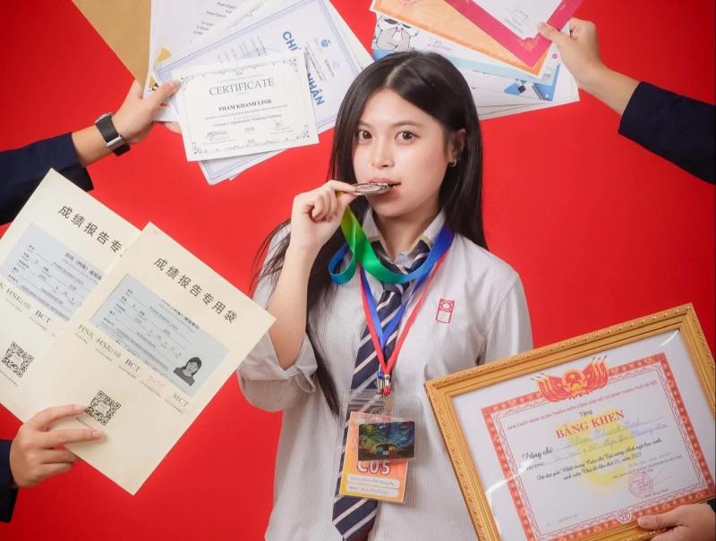 Từ số 0 tiếng Trung, nữ sinh Việt chinh phục cùng lúc 3 đại học hàng đầu Trung Quốc - Ảnh 2.