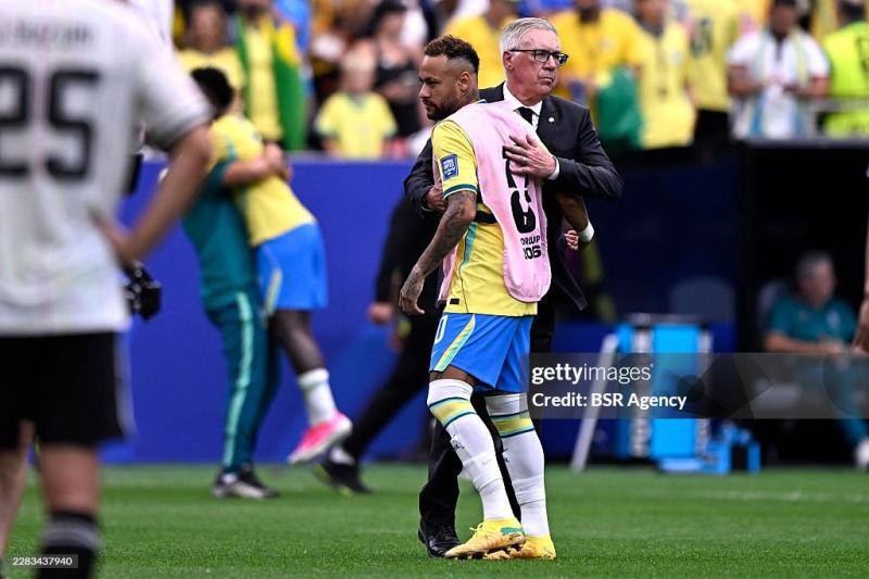 Neymar bị "ngó lơ" ở Brazil?- Ảnh 2.
