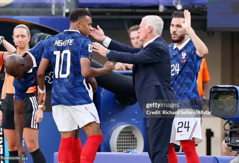 HLV Deschamps của Pháp cũng phải "cúi mình thán phục" Mbappe- Ảnh 3.