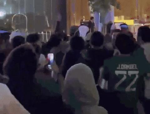 Đội bóng "số nhọ" nhất World Cup - tuyển Anh - hoãn chuyến bay vì sợ bị do thám, dùng thuốc ngủ, giấu kín khách sạn vì lo CĐV Mexico chơi xấu- Ảnh 2.