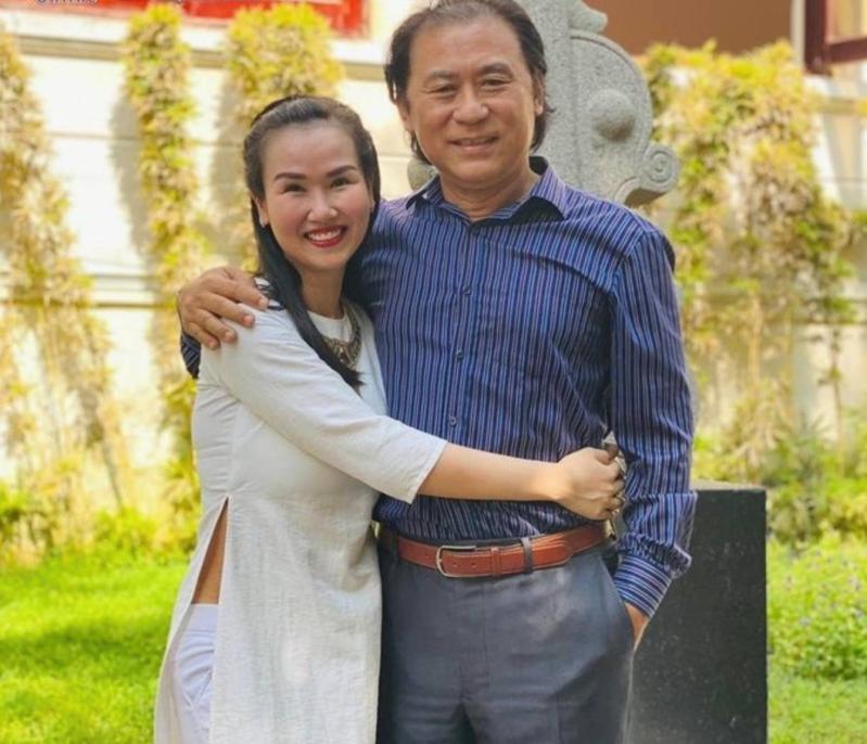 Võ Hạ Trâm nghẹn ngào tiễn biệt nghệ sĩ Bạch Vân: "Con xin lỗi vì đã không về kịp những giây phút cuối" - Ảnh 3.