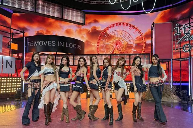 Ca khúc "lỗi thời" lội ngược dòng ngoạn mục: Xô đổ kỷ lục 8 năm của BLACKPINK, xếp 1 cả nước suốt 30 ngày- Ảnh 2.