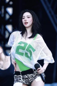 Nóng nhất hè này là đại mỹ nữ Karina, dáng vóc ngày càng đỉnh định hình lại tiêu chuẩn showbiz