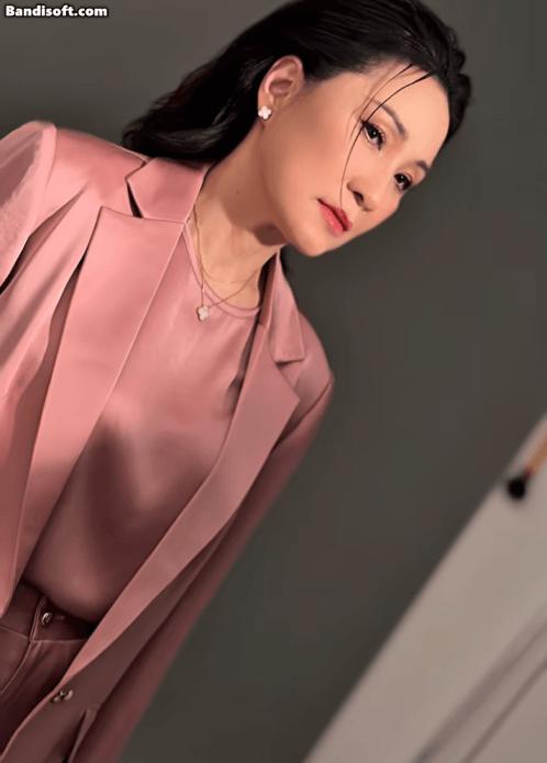 U70 trẻ đẹp cỡ này cả Việt Nam hiếm như nước giữa sa mạc: Đồng nghiệp cũng ngỡ ngàng, vừa ngắm vừa ước- Ảnh 9.