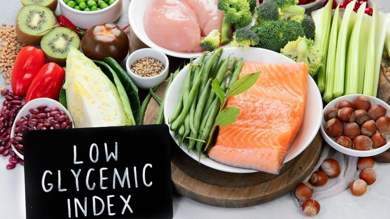 Giảm cân, giảm mỡ máu chưa chắc cần thực phẩm đắt tiền: Bí quyết có thể nằm ở món ăn nhiều người bỏ qua - Ảnh 1.