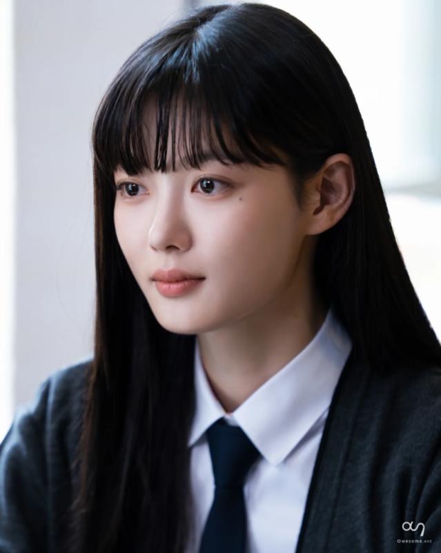 Kim Yoo Jung không còn là "em gái quốc dân"- Ảnh 9.
