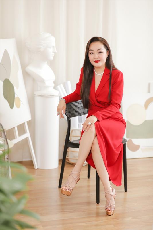 Trước khi bị bắt vì buôn lậu kim cương, Á hậu Hoàng Thanh Nga giàu có thế nào?- Ảnh 3.