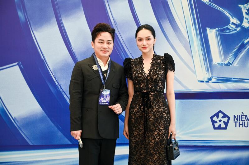 Hương Giang mặc váy xuyên thấu đọ sắc với dàn mỹ nhân "vũ trụ VFC" tại Hội nghị KOL và Lễ ra mắt CLB Niềm tin số Thủ đô- Ảnh 3.