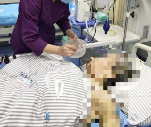 Nam thanh niên 28 tuổi suýt chết vì ung thư dạ dày, bác sĩ xót xa: Tất cả tại "1 ăn, 1 ngủ" rất quen với người trẻ