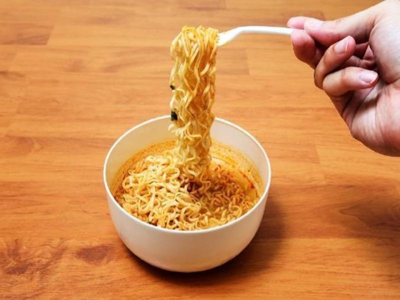 Người đàn ông 40 tuổi suýt tử vong vì thói quen "vạn người mê" nhiều người vẫn làm mỗi tối - Ảnh 1.