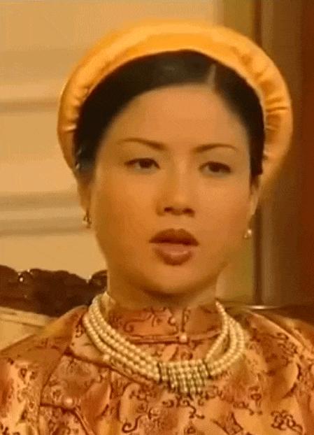 Nam Phương Hoàng hậu đẹp nhất màn ảnh Việt: Đến giờ vẫn chưa ai vượt qua được người đẹp này- Ảnh 2.