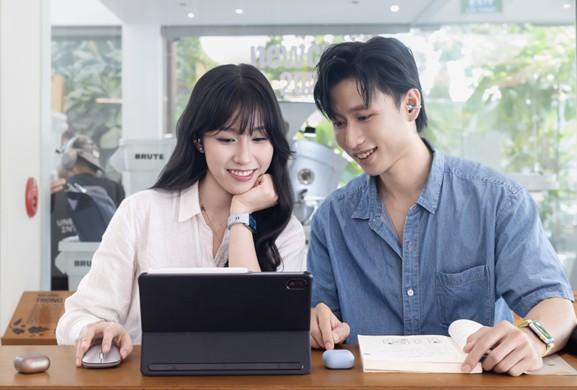 Loạt thiết bị công nghệ được sinh viên săn đón mùa tựu trường - Ảnh 1.