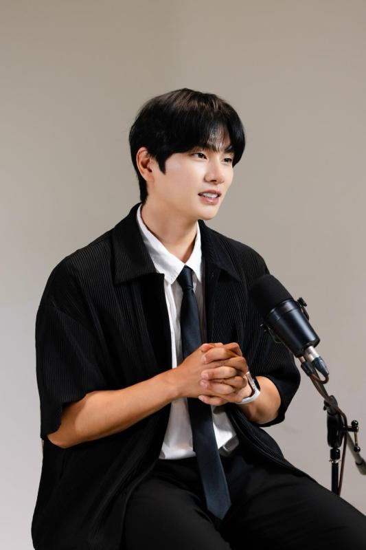 Lee Yi Kyung: Nếu anh Trấn Thành ngỏ lời mời hợp tác, tôi sẽ nhận lời vô điều kiện- Ảnh 2.