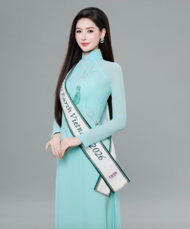 Nhan sắc và học vấn của người đẹp đại diện Việt Nam thi Hoa hậu Trái đất 2026- Ảnh 13.
