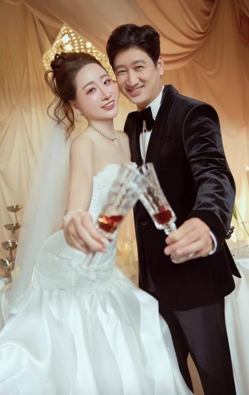 Điểm trùng hợp thú vị của 2 nam NSƯT điển trai nhất nhì phim giờ vàng VTV- Ảnh 2.