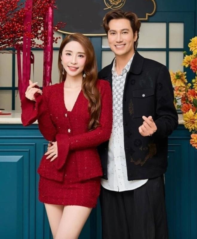 Điểm trùng hợp thú vị của 2 nam NSƯT điển trai nhất nhì phim giờ vàng VTV- Ảnh 1.