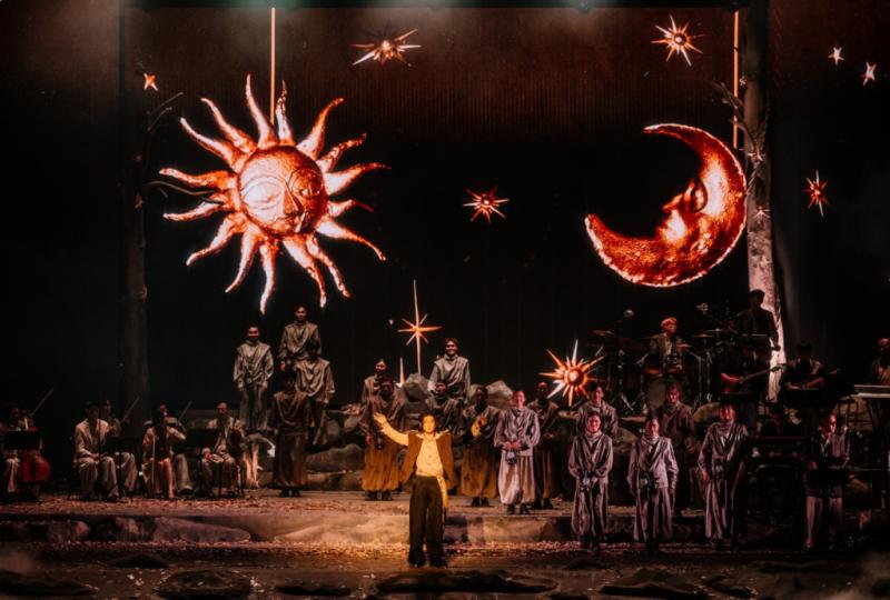 Không thể hết "wow" với ca sĩ này: Làm concert lỗ 3 tỷ, quay MV 5 tiếng mà nghệ tuyệt đối- Ảnh 11.