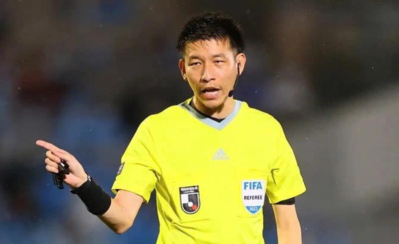 Lộ diện trọng tài từng gây tranh cãi, "vua thẻ phạt" bắt chính trận Việt Nam vs Singapore tại ASEAN Cup 2026 - Ảnh 1.