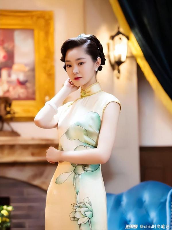 10 mỹ nhân mặc sườn xám đẹp nhất Trung Quốc: Vương Sở Nhiên bét bảng, hạng 1 đẹp hơn cả Lưu Diệc Phi- Ảnh 3.