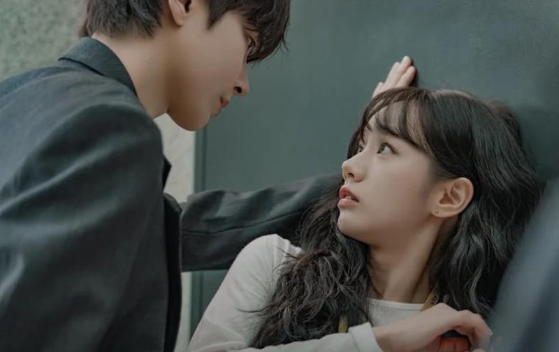Phim Hàn gây bão với cảnh 18+ cực hot: Cặp chính đẹp ngất ngây, chemistry bùng nổ hút 5 triệu view- Ảnh 2.
