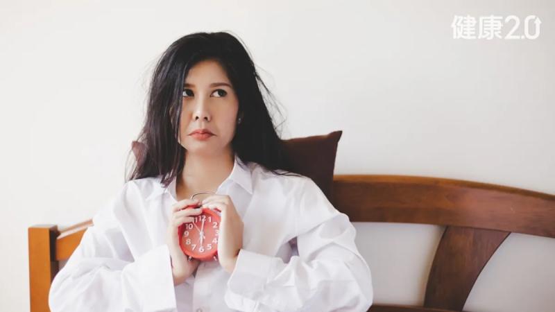 Sau mãn kinh, 5 thói quen ăn uống có thể khiến cơ thể “quá tải”: Phụ nữ nên đặc biệt lưu ý - Ảnh 1.