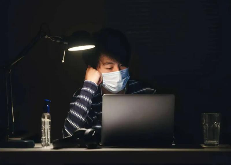 Người phụ nữ 54 tuổi qua đời vì ung thư tuyến tụy dù chưa bao giờ ăn quá nhiều, nguyên nhân từ 4 việc nhiều người làm mỗi tối - Ảnh 2.