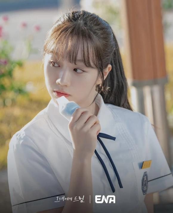 Phim Hàn gây bão với cảnh 18+ cực hot: Cặp chính đẹp ngất ngây, chemistry bùng nổ hút 5 triệu view- Ảnh 4.