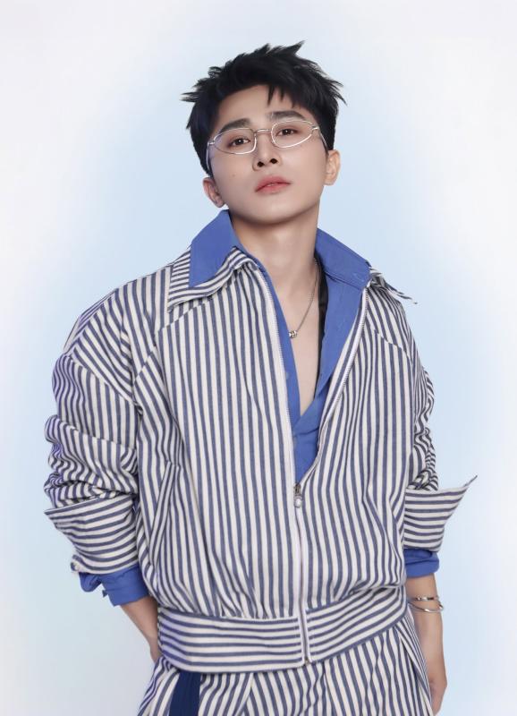 Tận hưởng ngay sân khấu đốt cháy Fandom Yêu Nước, thời cơ “say hi” với Sơn.K chỉ có 1- Ảnh 3.