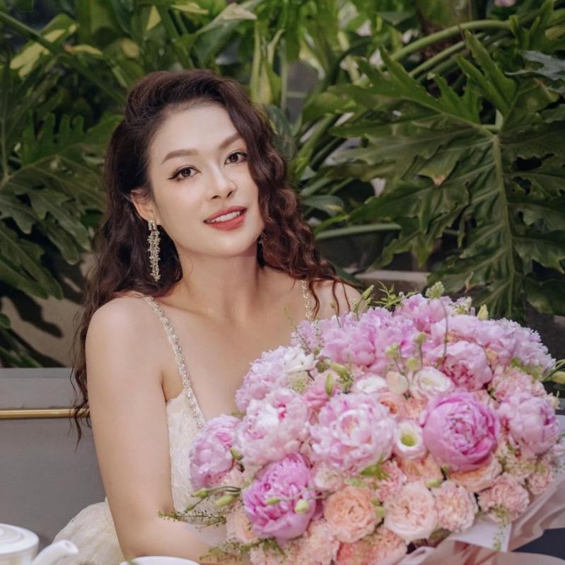 Mỹ nhân ghê gớm nhất Hoa Cỏ May sau 25 năm: Nhan sắc thăng hạng sau biến cố, đẹp hơn thời mới vào nghề- Ảnh 6.