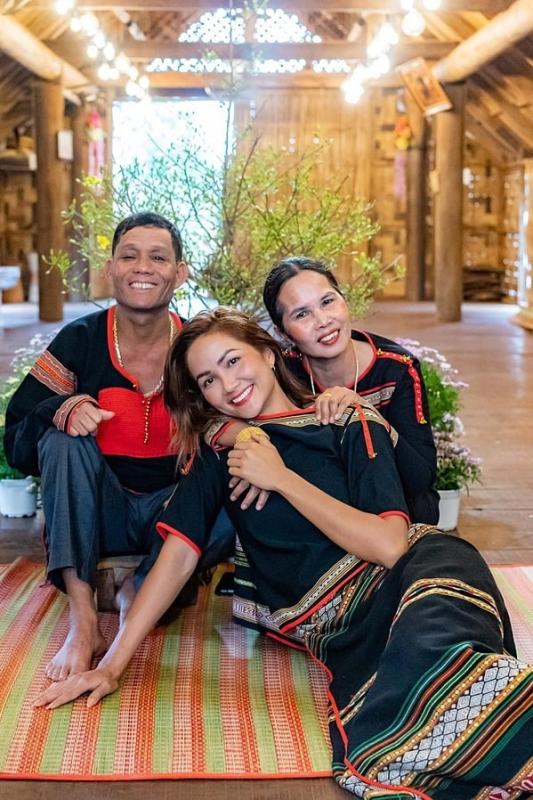 Cô gái nghèo đi làm osin kiếm sống sau 5 năm trở thành Hoa hậu cả nước biết mặt, giờ mua quả đồi 60.000 m2- Ảnh 6.