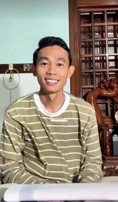 Hồng Thanh trước khi tụt dốc không phanh: Đi xe hơi tiền tỷ, đeo đồng hồ Rolex, du lịch sang chảnh- Ảnh 9.