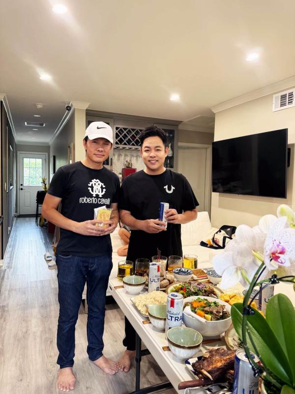 Quang Lê làm giỗ lần thứ 13 cho bố- Ảnh 1.