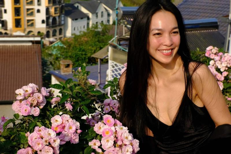 Ngoại hình không tin nổi của ca sĩ Việt có ca khúc cả nước thuộc, trẻ đẹp suốt 37 năm không có dấu hiệu già đi- Ảnh 6.