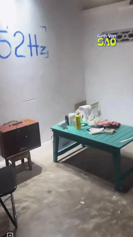 Hồng Thanh thuê nhà trọ, ngủ trong phòng rộng vài m2, mỗi ngày bán hàng online để kiếm sống- Ảnh 2.