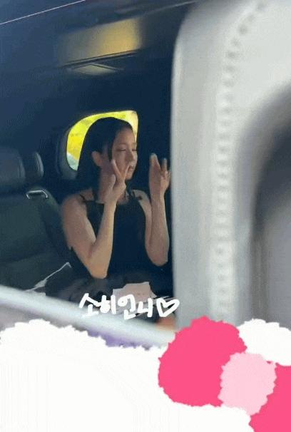 Jisoo liên tục xin lỗi, bật khóc tại sự kiện 10 năm: Dấu chấm hết cho BLACKPINK?- Ảnh 3.