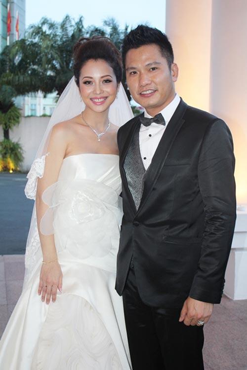 Mẹ đơn thân Vbiz được đại gia si mê: Mang Bentley cưới về, nhà chồng tỷ phú cưng hết mực- Ảnh 5.
