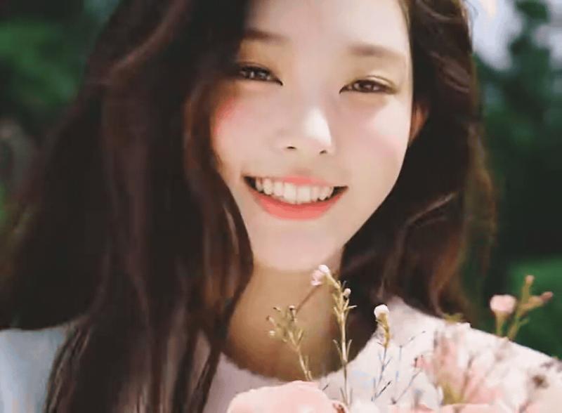 Đã rõ lý do mỹ nhân này bị chặn đi hát 2 năm vẫn là bạch nguyệt quang của showbiz- Ảnh 2.