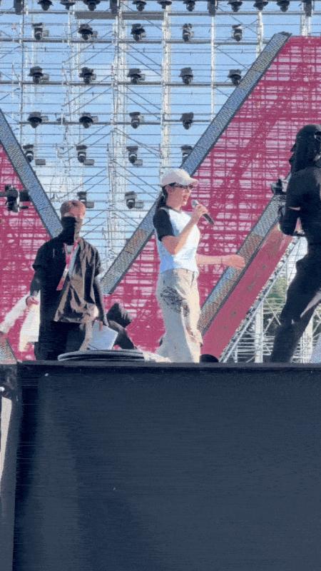 Hương Tràm rạng rỡ, Hòa Minzy tràn đầy năng lượng cùng dàn sao đổ bộ tổng duyệt Concert Tổ Quốc Trong Tim- Ảnh 7.