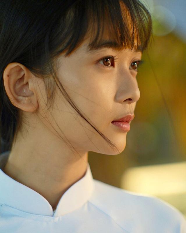 Mỹ nhân Việt xinh đến mức được ví như Triệu Lệ Dĩnh, vừa lộ "rổ hint" yêu trai đẹp SN 1996- Ảnh 2.