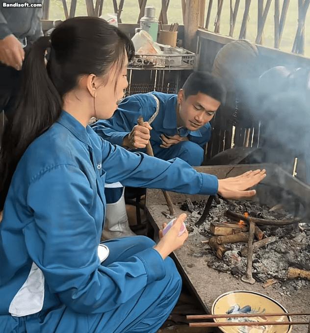 Ở đâu ra nữ công nhân đẹp hơn Hoa hậu thế này: Visual nét nào cũng bén, Việt Nam đúng là thiên đường sắc đẹp- Ảnh 4.
