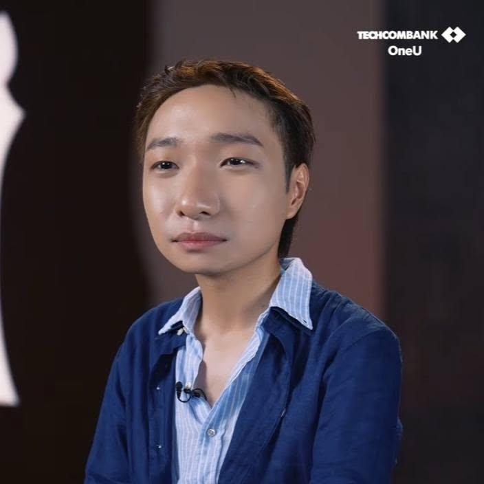 Việt Nam có ca sĩ đang hot, hát như thất tình 20 năm nhưng cứ thoại là “mát như mùa thu Hà Nội”- Ảnh 6.
