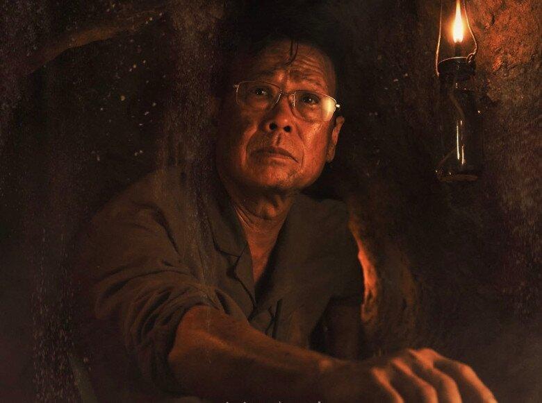 NSƯT U70 xuất hiện tại concert Quốc gia được mệnh danh “ông hoàng nhạc đỏ”, sở hữu 5 hòn đảo, xây nhà hát riêng - Ảnh 4.