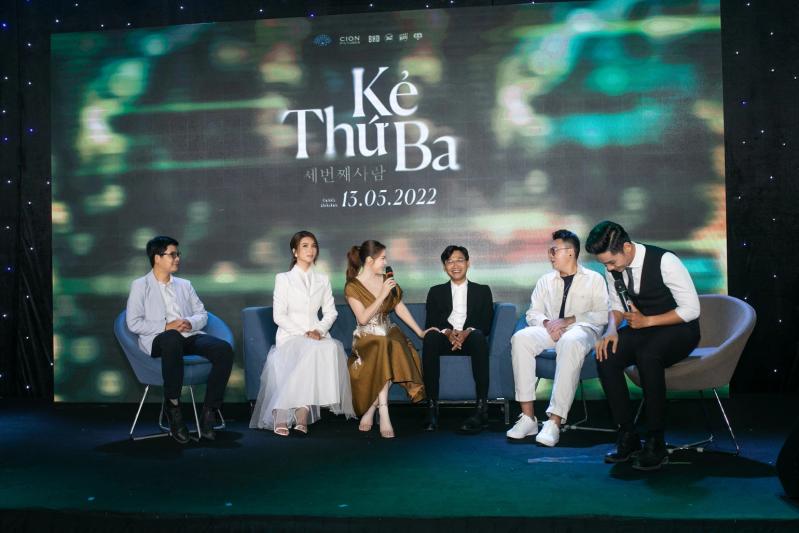 Cú ngã ê chề của Lý Nhã Kỳ- Ảnh 3.