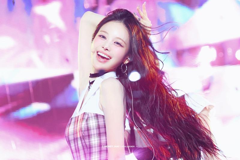 "Tổ hợp kỳ quan nhan sắc" mới của showbiz: Mỹ nhân đẹp nhất thế giới "chặt đẹp" mọi khung hình!- Ảnh 14.