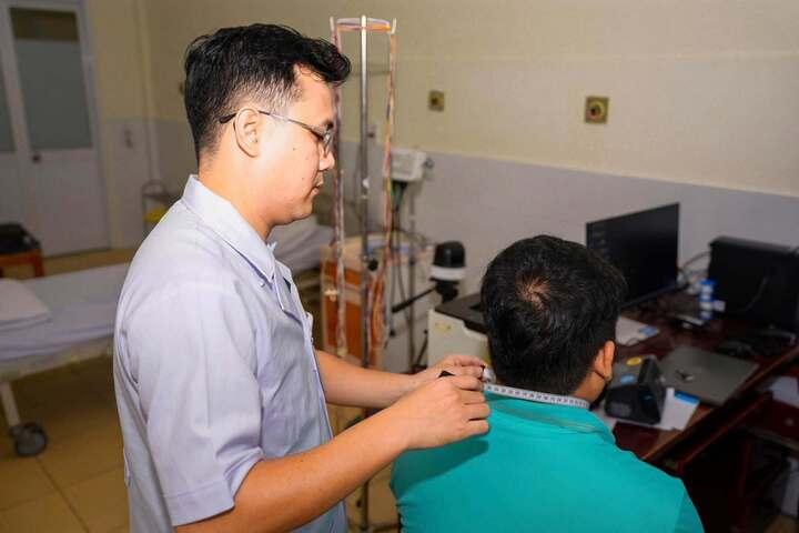 Người đàn ông ngưng thở 130 lần/giờ khi ngủ- Ảnh 1.