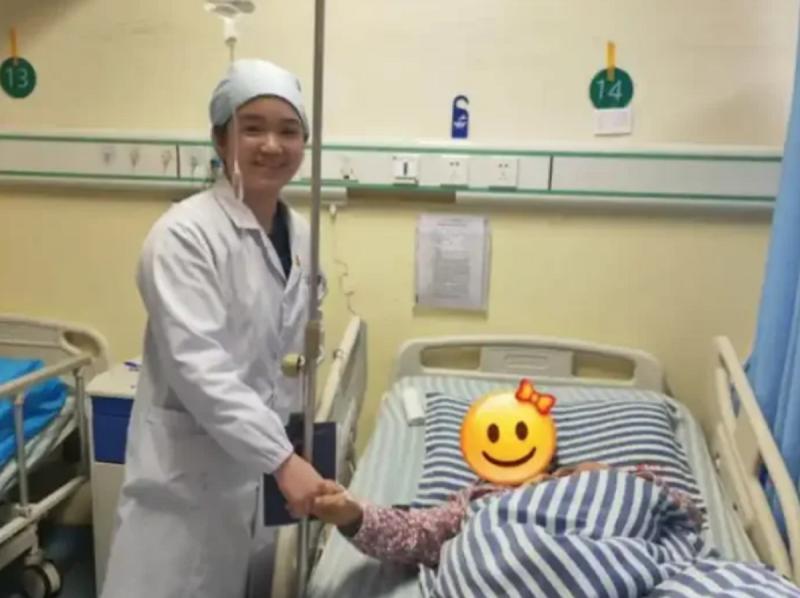 Người phụ nữ 56 tuổi nguy kịch vì nốt đen "lạ" mọc trên người - Ảnh 2.