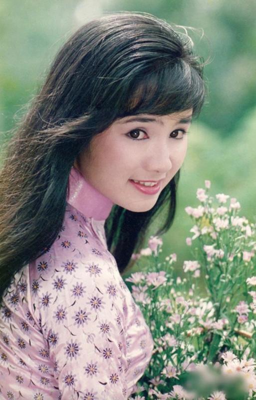 "Nữ hoàng ảnh lịch" NSND Thu Hà và chuyện cát-sê khó tin thuở mới vào nghề- Ảnh 1.
