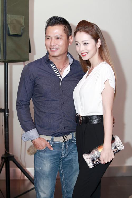 Mẹ đơn thân Vbiz được đại gia si mê: Mang Bentley cưới về, nhà chồng tỷ phú cưng hết mực- Ảnh 4.