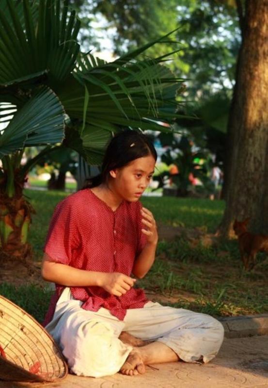 Không ai nhận ra “con gái Trương Ngọc Ánh”: Visual hao hao Đông Nhi và Lan Ngọc, 10 điểm từ mặt đến dáng- Ảnh 6.