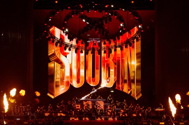 SOOBIN đốt cháy OSUNFEST: Khi nghệ sĩ toàn năng vẫn không ngừng nâng cấp bản thân - Ảnh 1.